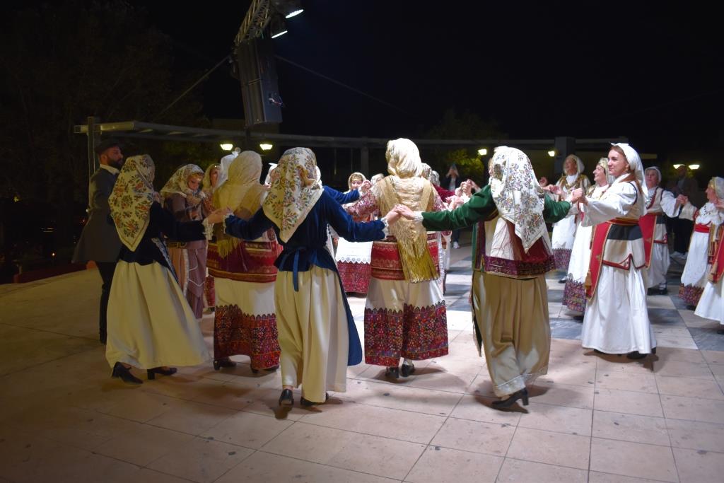 Ημέρες Παράδοσης – Στου χορού τα βήματα & Πανηγυρίσματα